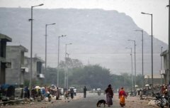 ӡ�ȵ�����ɽ���򽫱�̩���껹�ߣ�