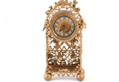 �������빫˾����豸Ӣ�з���