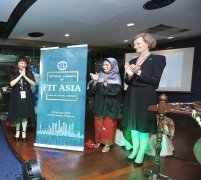 ���ʷ���������������ĳ�����ʽ���������Ǽ�¡�¾���